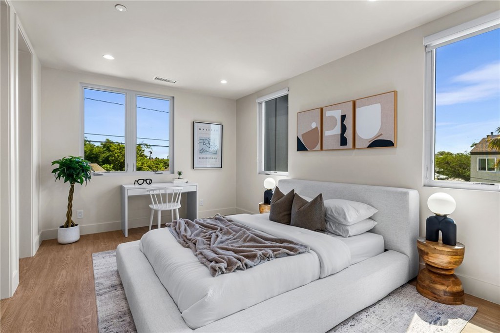 B5da7efb 4c32 47b1 B0ea 372227558ddf