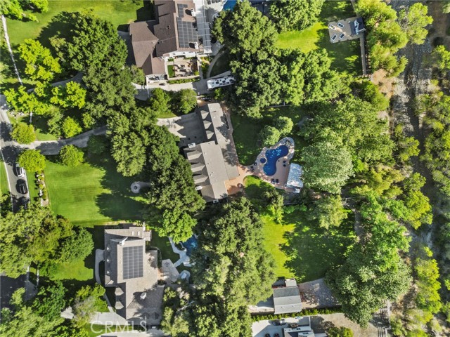 26675 MacMillan Ranch Road, Canyon Country CA: https://media.crmls.org/medias/b5da874b-9f98-4092-9bf4-c0c158676b85.jpg