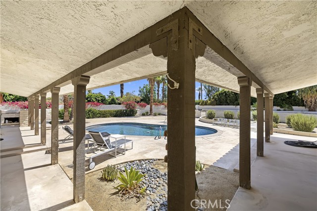 41520 Rancho Manana Lane, Rancho Mirage CA: https://media.crmls.org/medias/b5dba280-8824-4a3a-b678-b9cdb345bd2d.jpg