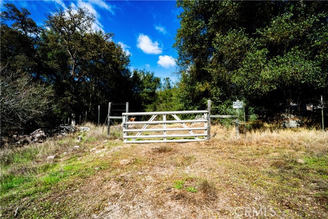 Detail Gallery Image 10 of 22 For 4658 Little Bear, Mariposa,  CA 95338 - – Beds | – Baths