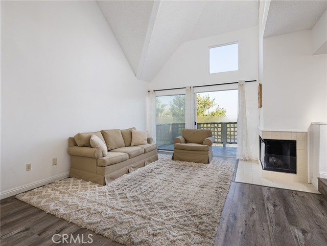 Detail Gallery Image 6 of 45 For 1450 Brett #305,  San Pedro,  CA 90732 - 2 Beds | 2 Baths