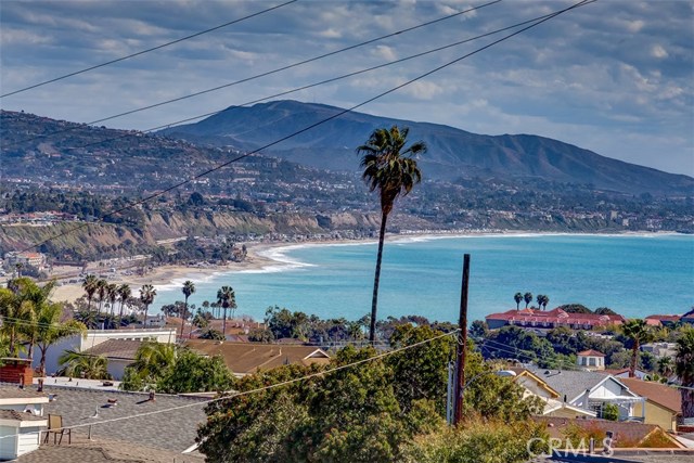 Detail Gallery Image 1 of 51 For 24352 Vista Point Ln, Dana Point,  CA 92629 - 2 Beds | 2/1 Baths