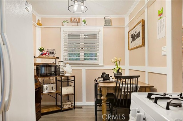 25576 Hi Lane, Twin Peaks CA: https://media.crmls.org/medias/b5dcdeed-ba20-40ab-8e87-fd7013f24c0e.jpg