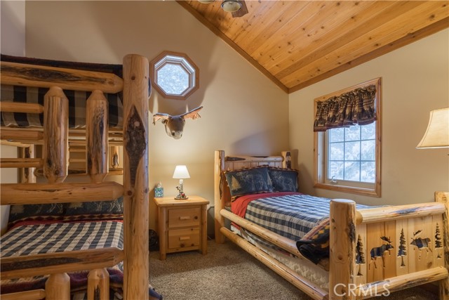 Detail Gallery Image 35 of 50 For 42028 Sky View, Big Bear Lake,  CA 92315 - 7 Beds | 5/1 Baths
