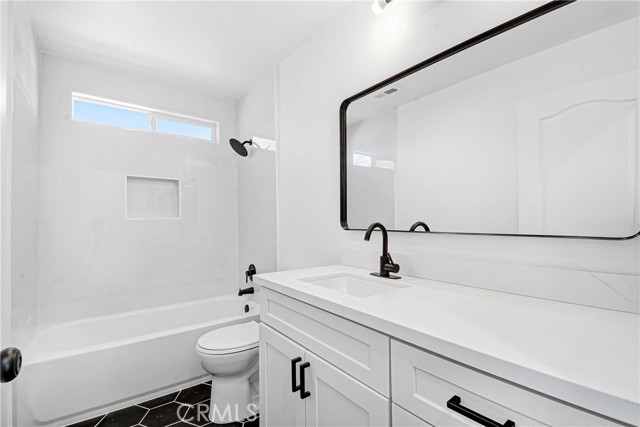 Detail Gallery Image 15 of 16 For 812 Early Dawn, San Jacinto,  CA 92582 - 4 Beds | 2/1 Baths