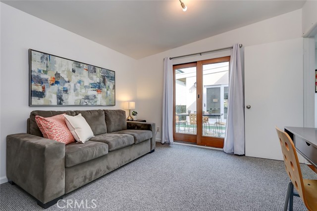 527 24th Street, Manhattan Beach, California 90266, 4 Bedrooms Bedrooms, ,2 BathroomsBathrooms,Residential,Sold,24th,SB23090916