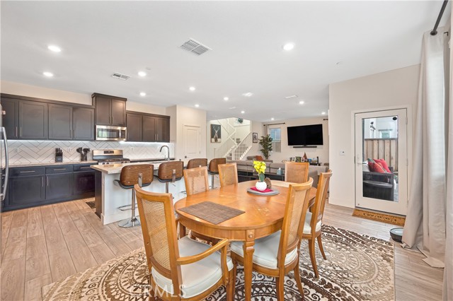 Detail Gallery Image 20 of 71 For 233 Cold Creek, Oakley,  CA 94561 - 4 Beds | 3 Baths