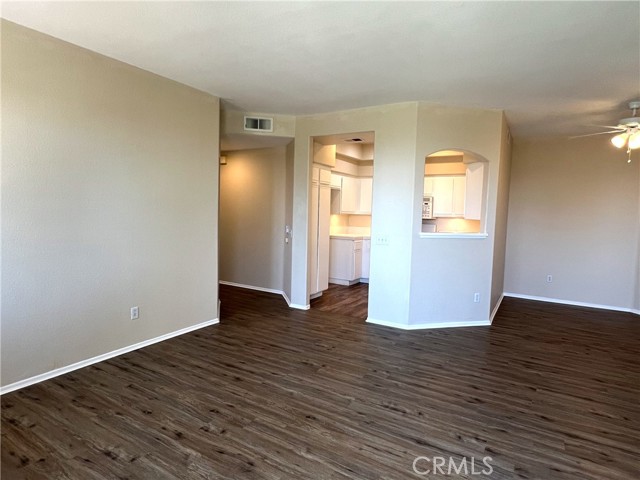7997 E Viewrim, Anaheim Hills CA: https://media.crmls.org/medias/b5deec0c-a69a-49af-9fc8-11e4ff708be1.jpg