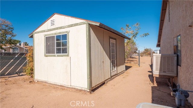 Detail Gallery Image 48 of 54 For 14914 Larch St, Hesperia,  CA 92345 - 4 Beds | 3 Baths