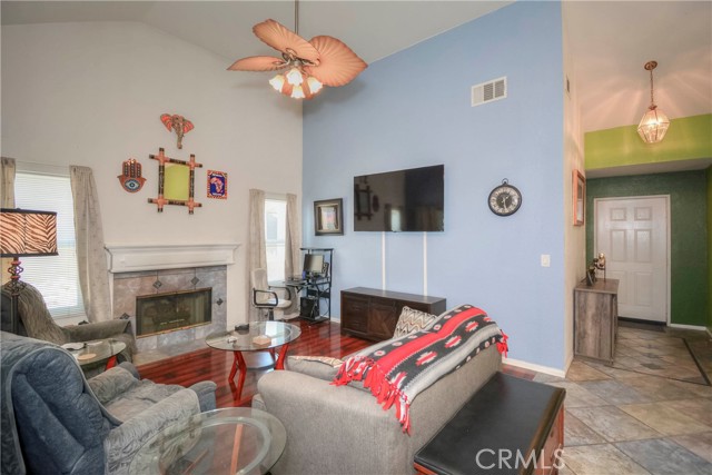 2613 Sheridan Road, San Bernardino CA: https://media.crmls.org/medias/b5df34bd-a3c4-46de-bffe-e63a915c1021.jpg