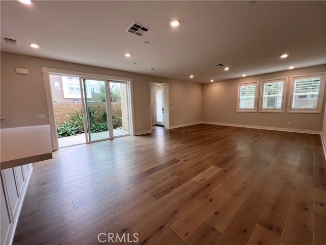 Detail Gallery Image 11 of 39 For 108 Chorus, Irvine,  CA 92618 - 3 Beds | 2/1 Baths