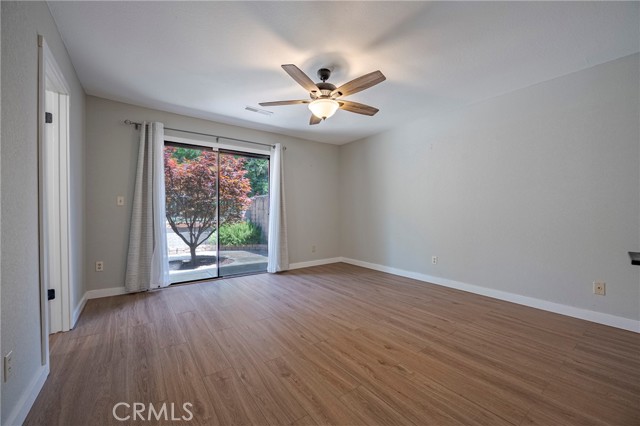1305 Paseo Redondo Drive, Merced CA: https://media.crmls.org/medias/b5e08351-83bc-4e86-bd10-33ce2e0e044e.jpg