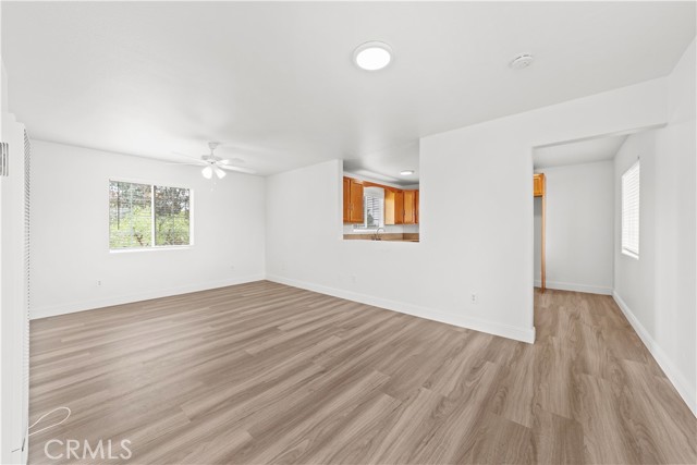 5166 McCallum Avenue, South Gate CA: https://media.crmls.org/medias/b5e0e184-2776-40ac-8762-9b634721a49e.jpg