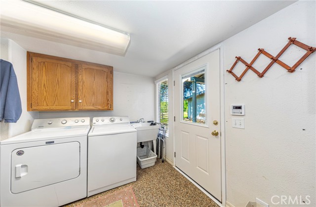 Detail Gallery Image 14 of 42 For 55010 Kowana Ln, North Fork,  CA 93643 - 3 Beds | 2 Baths