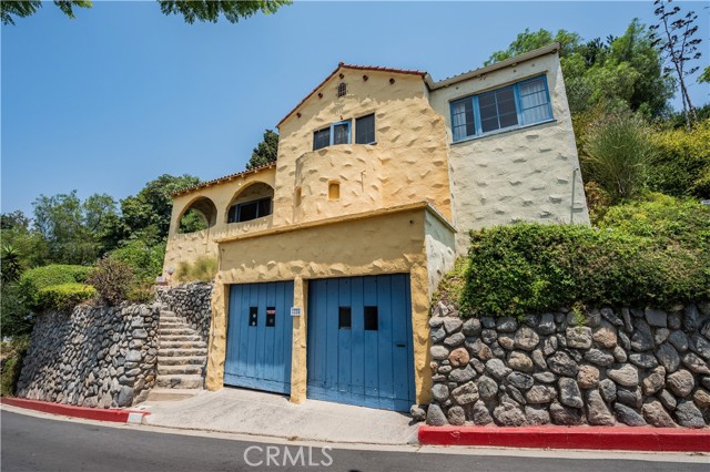 Detail Gallery Image 1 of 25 For 1224 Oberlin Dr, Glendale,  CA 91205 - 1 Beds | 1 Baths