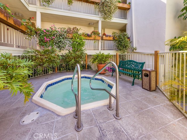 Detail Gallery Image 26 of 27 For 1230 N Sweetzer Ave #211,  West Hollywood,  CA 90069 - 1 Beds | 1 Baths