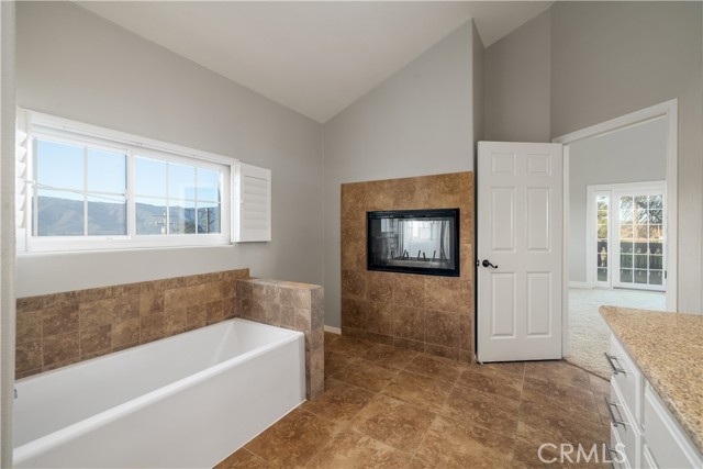 Detail Gallery Image 25 of 45 For 1006 W Pottery Street, Lake Elsinore,  CA 92530 - 4 Beds | 3/1 Baths