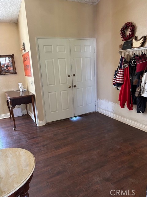 11502 Laurel Oak Road, Victorville CA: https://media.crmls.org/medias/b5e2382b-6c71-46de-9731-20a20ee2612c.jpg