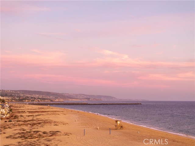 Detail Gallery Image 10 of 23 For 1309 E Balboa Bld, Newport Beach,  CA 92661 - 2 Beds | 2 Baths