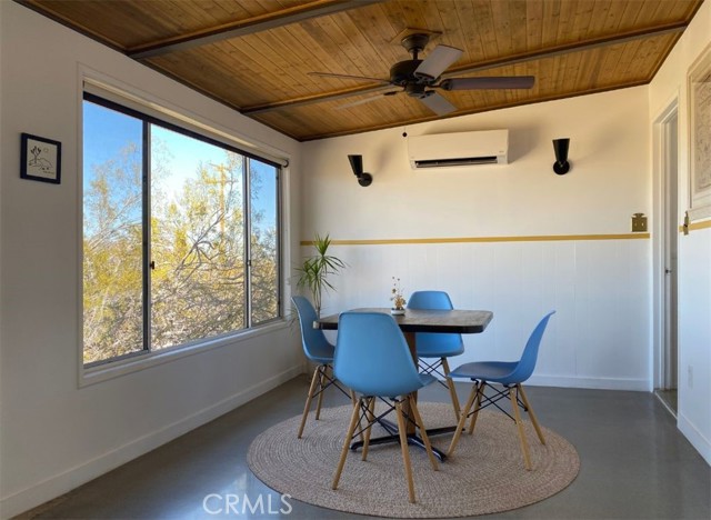 Detail Gallery Image 11 of 21 For 7012 Cascade Rd, Joshua Tree,  CA 92252 - 2 Beds | 1/1 Baths