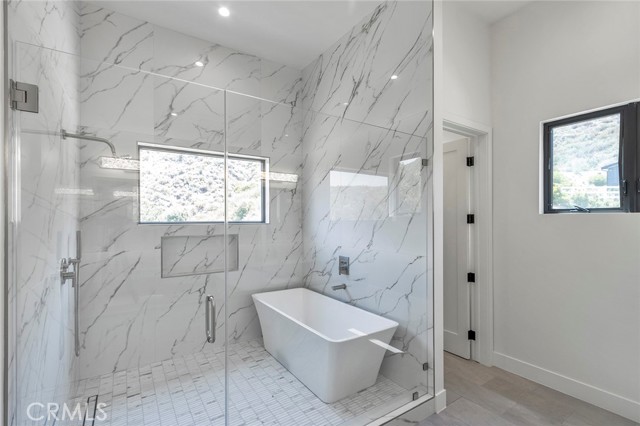 26474 Ranch Creek Road, Canyon Country CA: https://media.crmls.org/medias/b5e2fdd1-4013-4243-b941-c5894be79713.jpg