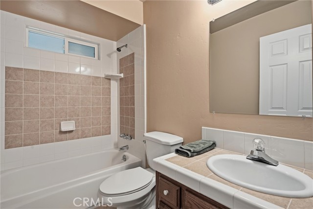 Detail Gallery Image 23 of 37 For 19474 Donkey Hill, Hidden Valley Lake,  CA 95467 - 3 Beds | 2 Baths