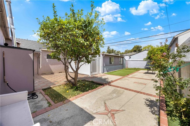 Detail Gallery Image 16 of 18 For 1057 Willard Ave, Glendale,  CA 91201 - 3 Beds | 2 Baths