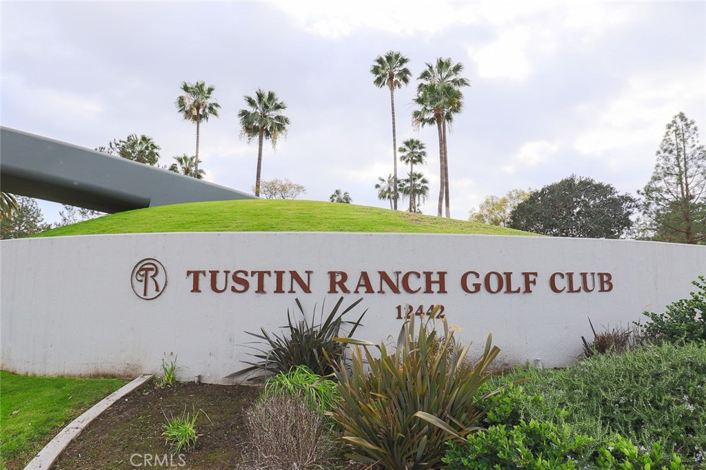 B5e407c3 D4d4 4b74 88f9 21809fe47184