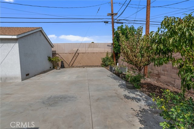 Detail Gallery Image 33 of 38 For 6303 Droxford, Lakewood,  CA 90713 - 4 Beds | 2 Baths