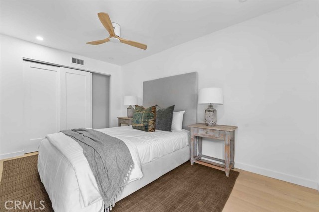 2416 Palm Avenue, Manhattan Beach CA: https://media.crmls.org/medias/b5e58355-7662-4ec9-a072-a5cc39b0ebf5.jpg
