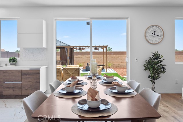 Detail Gallery Image 10 of 55 For 14425 Buvan Ct, Moreno Valley,  CA 92555 - 5 Beds | 3/1 Baths