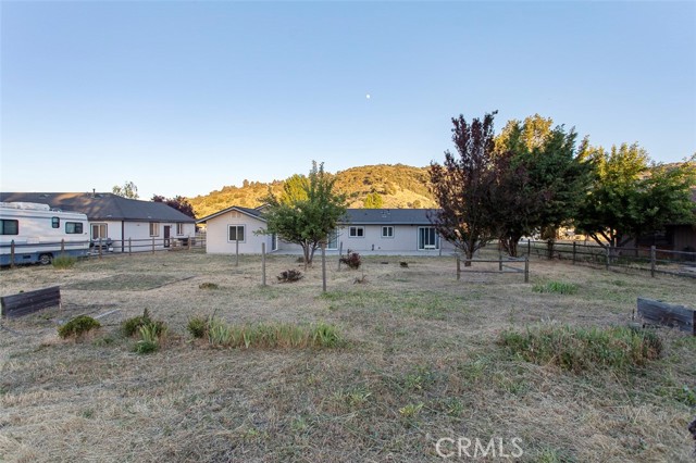 Detail Gallery Image 24 of 34 For 29541 Ryder Cup Ln, Tehachapi,  CA 93561 - 3 Beds | 2 Baths