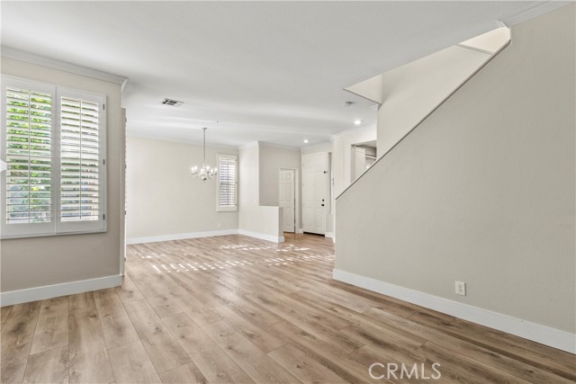 Detail Gallery Image 4 of 15 For 3336 E Rosedale #D,  Orange,  CA 92869 - 3 Beds | 2/1 Baths