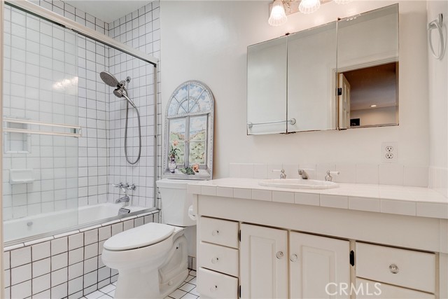 5309 River Avenue, Newport Beach CA: https://media.crmls.org/medias/b5e77fae-67b4-40bb-a360-058881e9fe7e.jpg