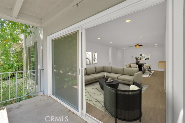 200 Mcneil Lane, Newport Beach CA: https://media.crmls.org/medias/b5e838bd-74fd-4723-b190-91f84935df6f.jpg