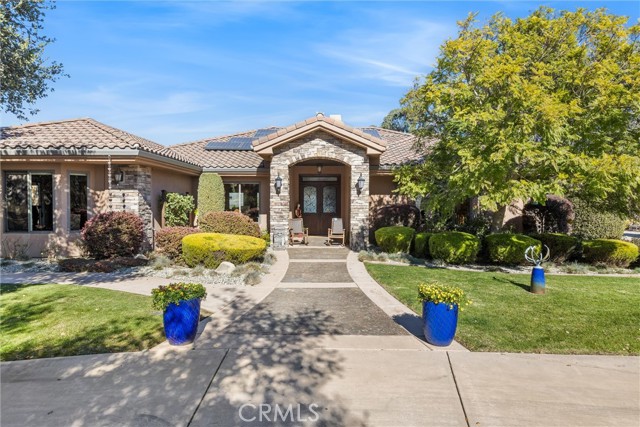 325 Red Oak Way, Arroyo Grande CA: https://media.crmls.org/medias/b5e879a1-0ee0-45f9-877a-a11859f4715f.jpg