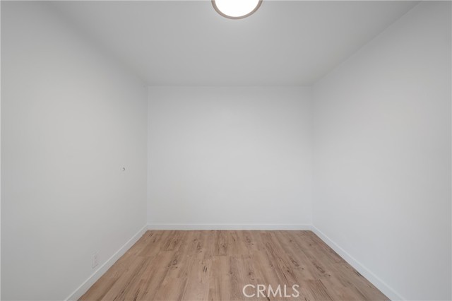 3301 Obama Boulevard, Los Angeles CA: https://media.crmls.org/medias/b5e8b78f-557a-45ce-9372-710f487e0f99.jpg