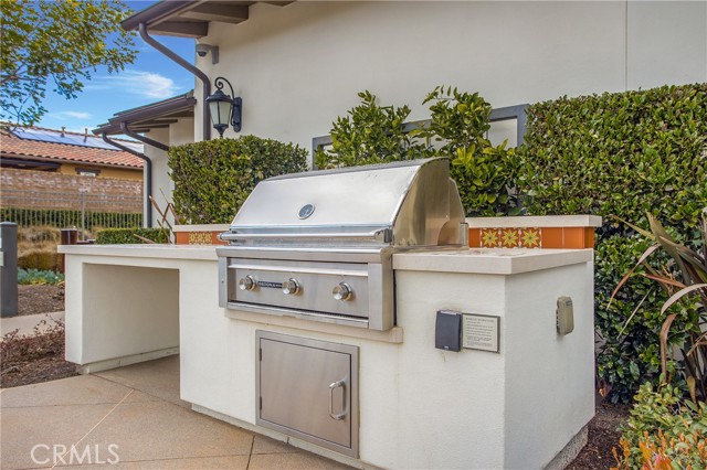 112 Cerrero Court, Rancho Mission Viejo CA: https://media.crmls.org/medias/b5e8cc30-44da-41f6-adce-c6c0dadecaf8.jpg