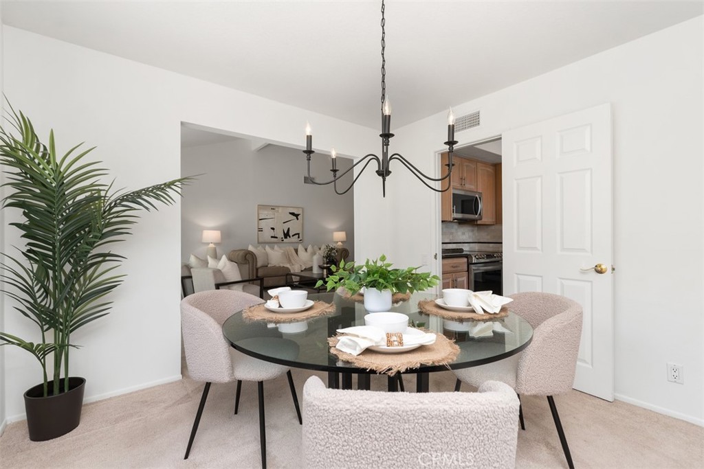 MLS #OC25267733 image #8