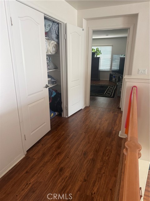 Detail Gallery Image 40 of 63 For 28512 Meadow Heights Ct, Canyon Country,  CA 91387 - 6 Beds | 3 Baths