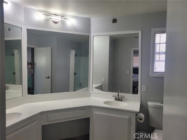 Detail Gallery Image 13 of 21 For 3101 Fairview St #235,  Santa Ana,  CA 92701 - 3 Beds | 2 Baths