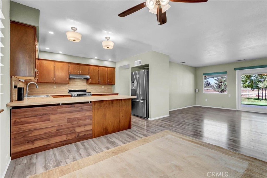 B5E9F473 F9Eb 48B3 Bd6F 7Ee8E593E718 1635 N Elberta Road, Exeter, Ca 93221 &Lt;Span Style='BackgroundColor:transparent;Padding:0Px;'&Gt; &Lt;Small&Gt; &Lt;I&Gt; &Lt;/I&Gt; &Lt;/Small&Gt;&Lt;/Span&Gt;