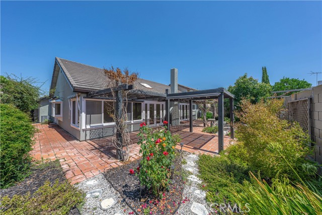 9622 Caithness Drive, Huntington Beach CA: https://media.crmls.org/medias/b5ea027c-99e5-48e3-8691-97a04ff79195.jpg