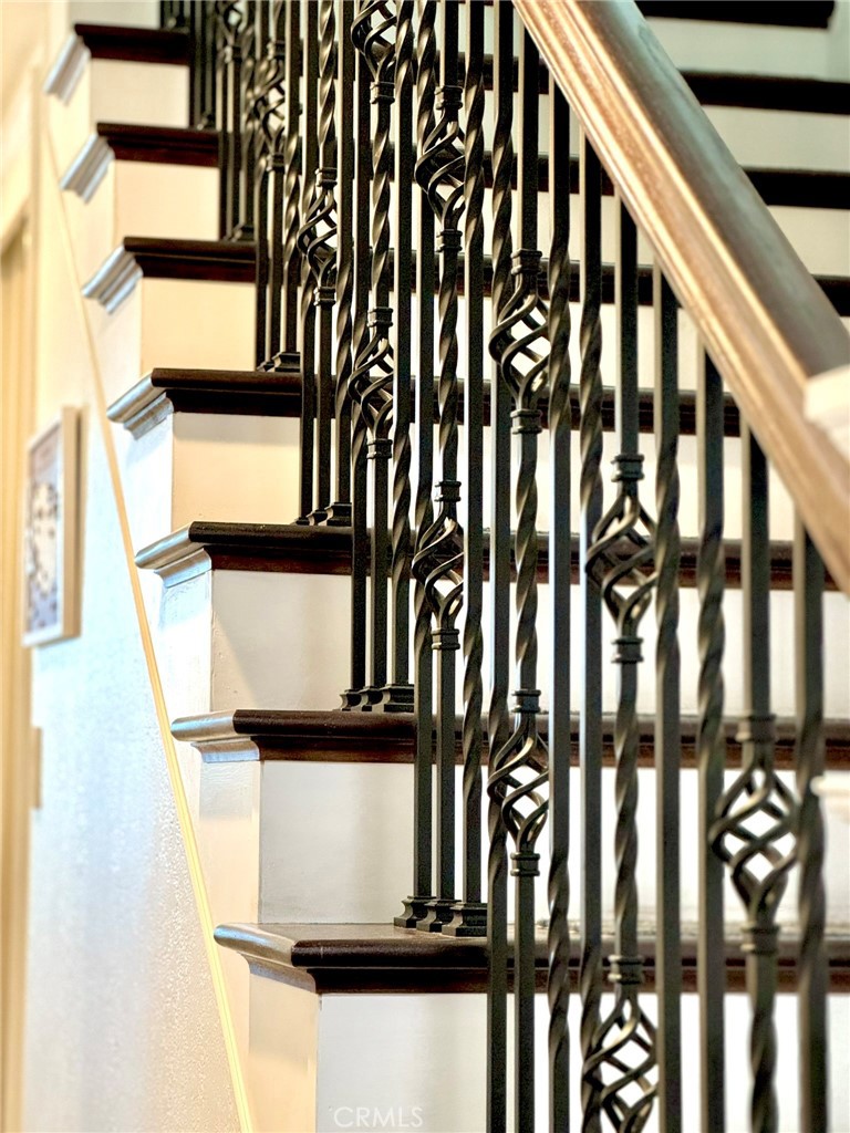 https://media.crmls.org/medias/b5ea1b2e-1fe5-4228-b312-b301729057df.jpg?preset=X-Large