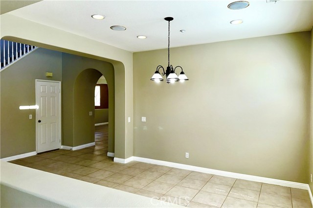 Detail Gallery Image 15 of 47 For 5919 Lawson Peak, Fontana,  CA 92336 - 4 Beds | 3 Baths