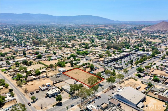 Detail Gallery Image 16 of 21 For 866 6th St, Norco,  CA 92860 - – Beds | – Baths