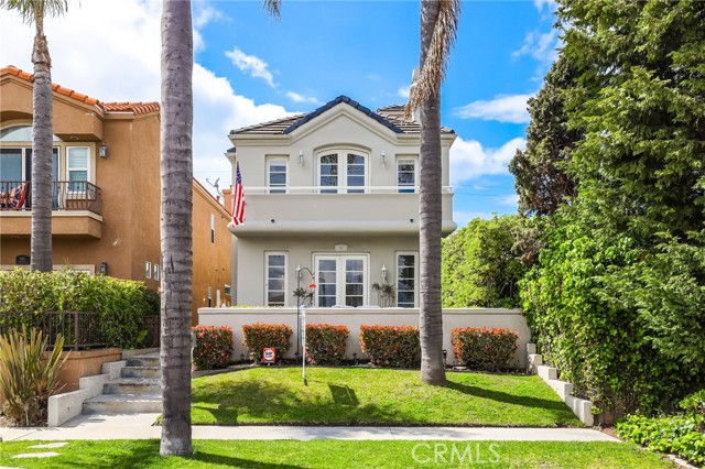 MLS# OC23043945
