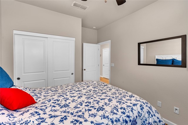 3559 Sunstone Court, Merced CA: https://media.crmls.org/medias/b5ec1864-963a-4afc-a518-ce613fac6281.jpg