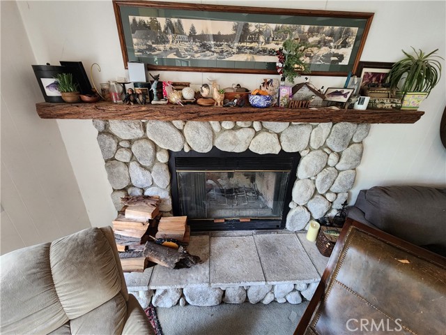 Detail Gallery Image 4 of 58 For 1023 Mercury, Crestline,  CA 92325 - 2 Beds | 1 Baths