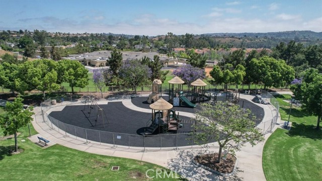 24276 Briones Drive, Laguna Niguel CA: https://media.crmls.org/medias/b5ec33a8-ac49-40fc-8c18-13a7e6505079.jpg